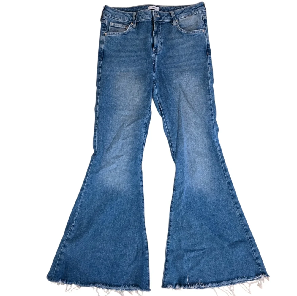 Forever 21 High Waisted Super Flare Jeans- 31